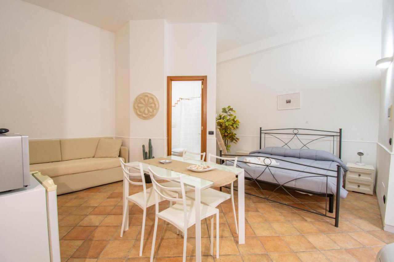Le Case Di Glamour Lecce Exteriör bild
